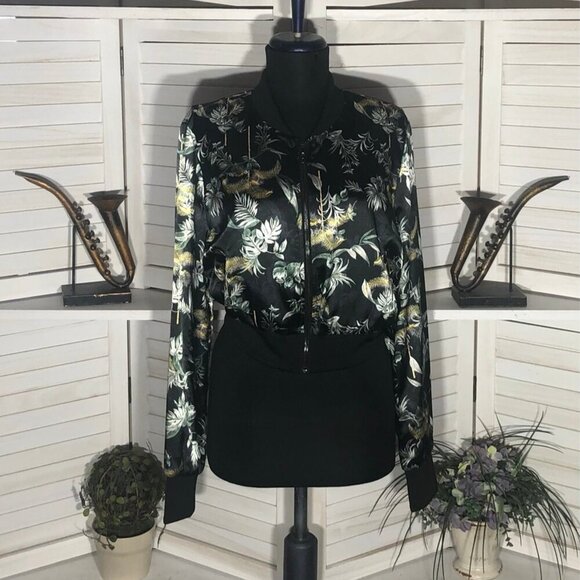 Victoria’s Secret Bomber Cropped Jacket Luxe Palm Satin Floral Silky Black Sz S - Picture 4 of 14